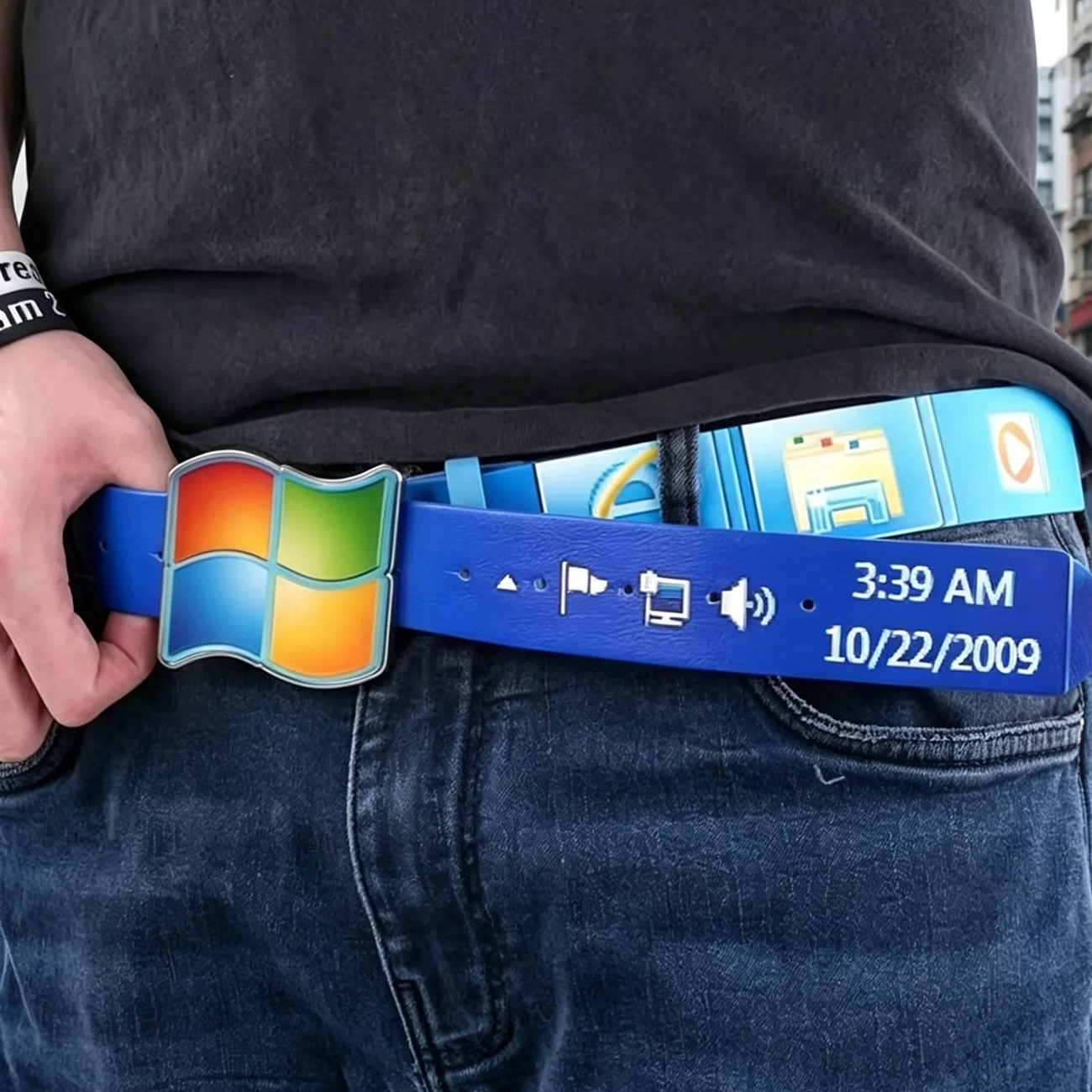 Tech Wear Accessories - Y2K 데님 스트리트웨어 레트로 데스크탑 UI