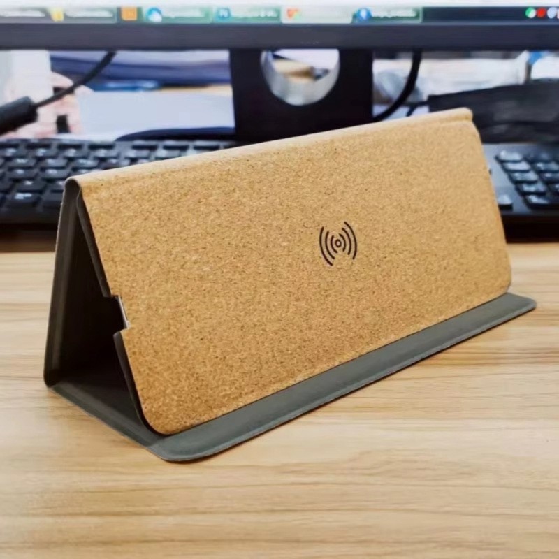 효율적인 휴대폰 거치대가 포함된 무선 충전 마우스 패드 - Mouse Charging Pad 리뷰 및 가격